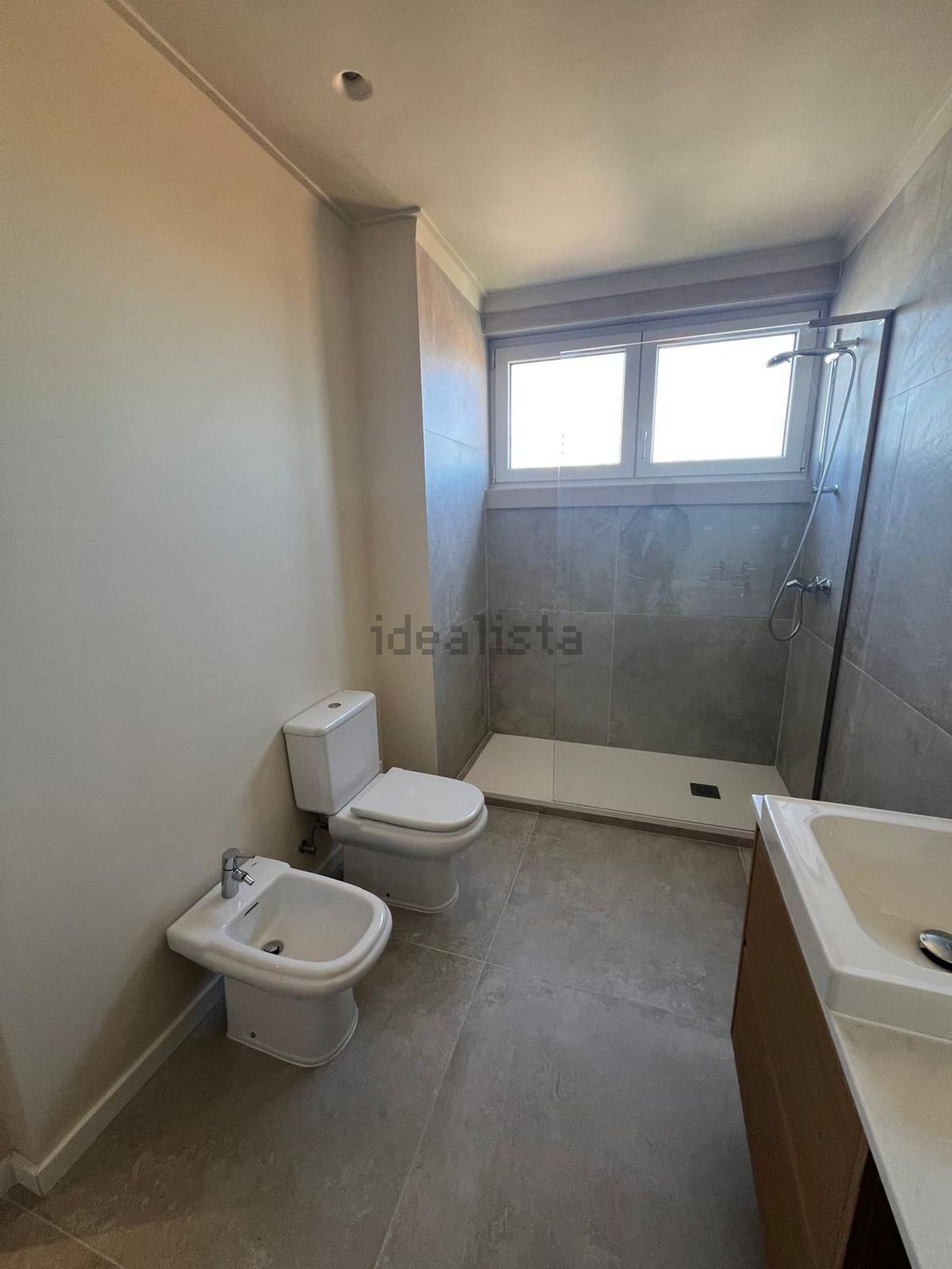 出租公寓 t3在Rua Alfredo Guisado, 14 - 卫生间