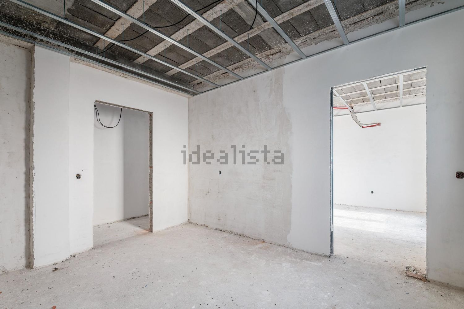 小楼房或独栋别墅出售在São Bartolomeu dos Galegos e Moledo - 居住