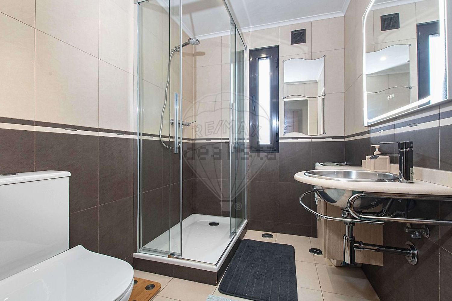 小楼房或独栋别墅出售在Rua Rui Pinto de Azevedo - 卫生间