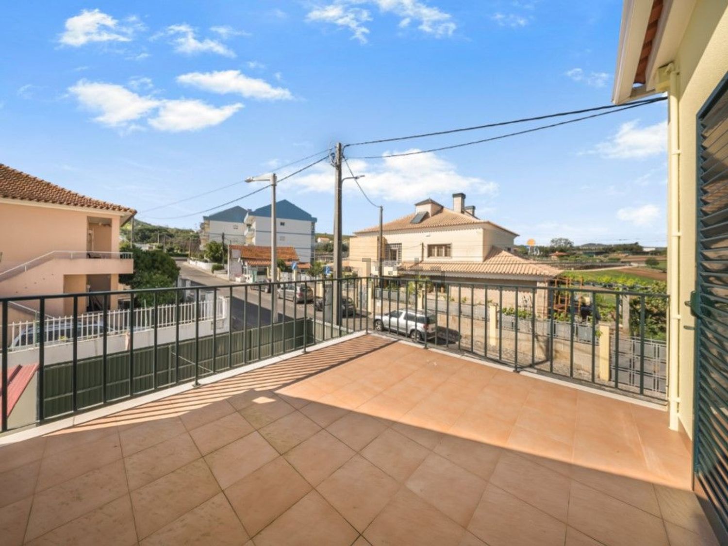 小楼房或独栋别墅出售在Rua da Liberdade - 阳台