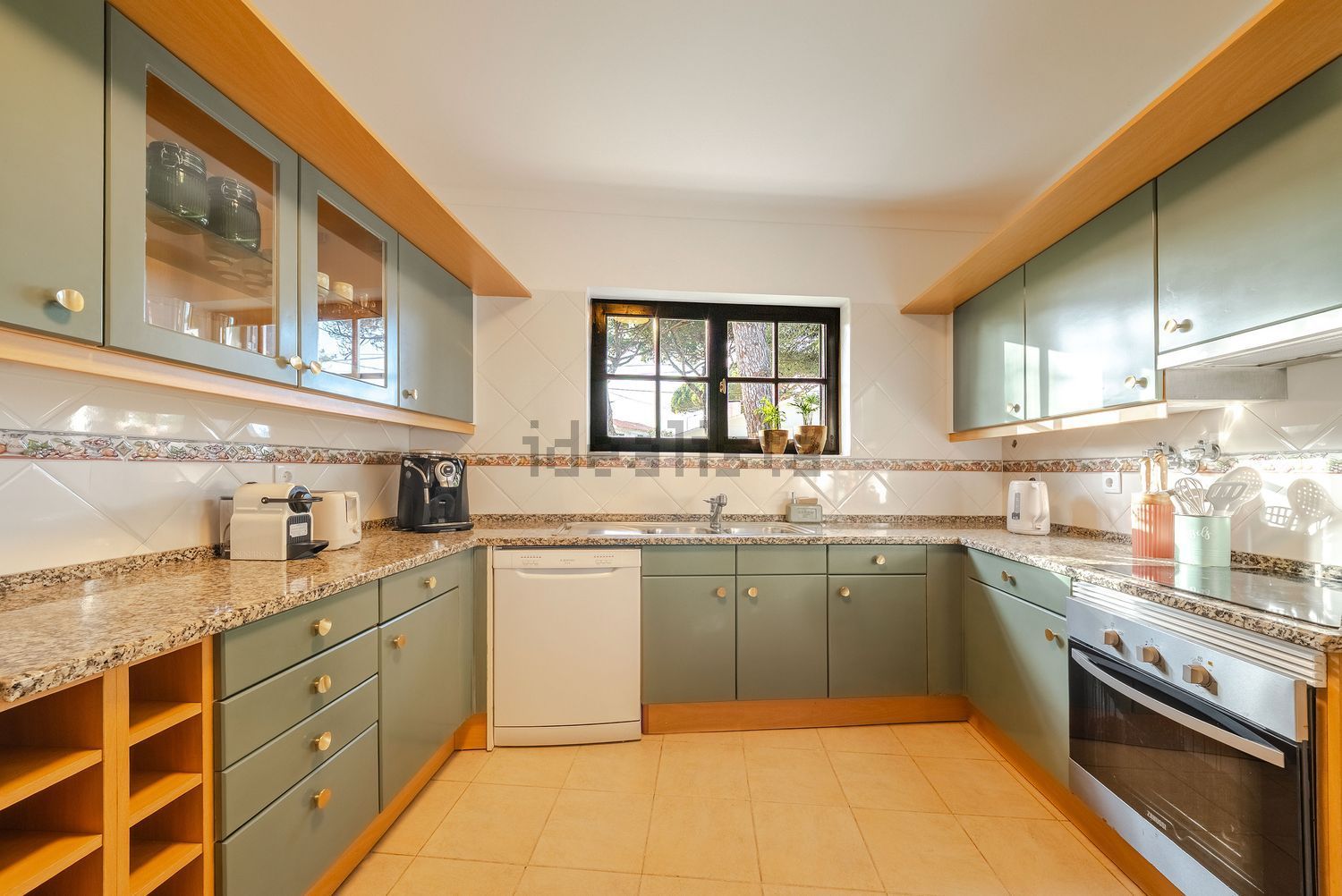 小楼房或独栋别墅出售在Rua das Quintas - 厨房