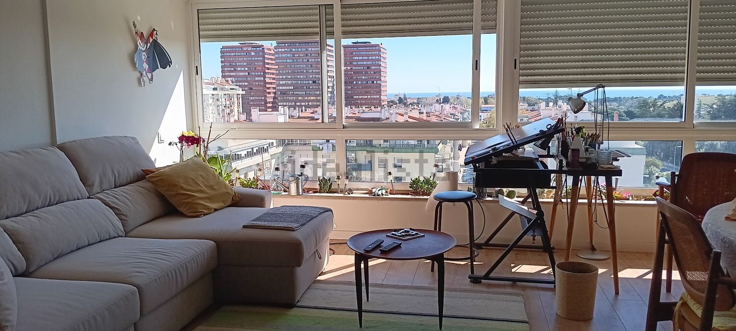 公寓 t3出售在Rua Doutor António José de Almeida, 9 - 客厅