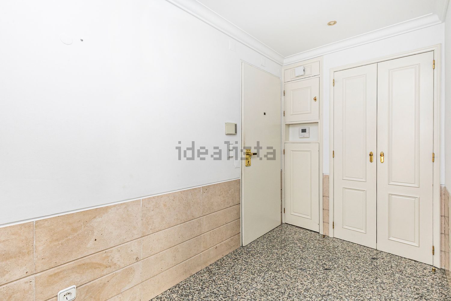 出租公寓 t4在Rua Major Neutel de Abreu - 前厅