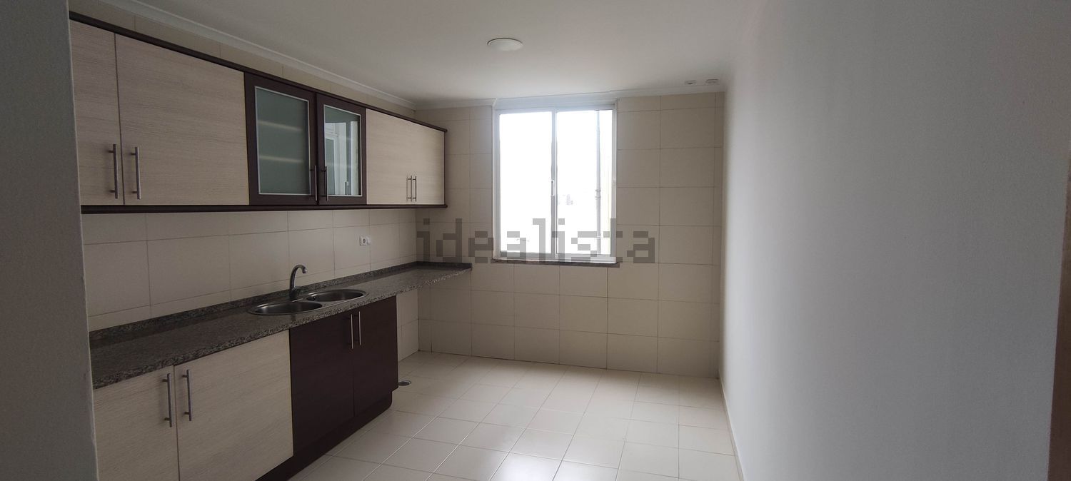 出租公寓 t3在Rua dos Eucaliptos, 31 - 厨房