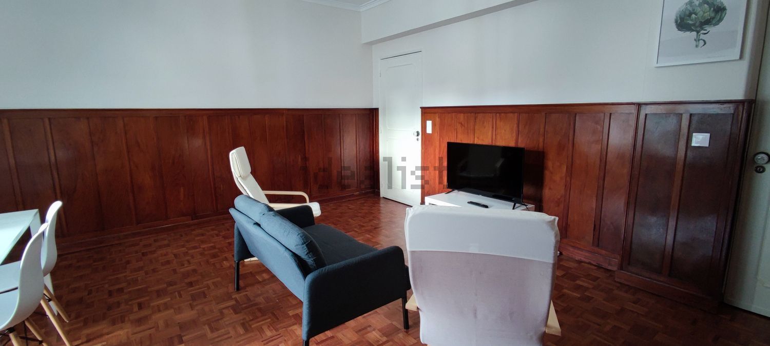 出租房间在Avenida Cidade de Luanda, 485 - 客厅