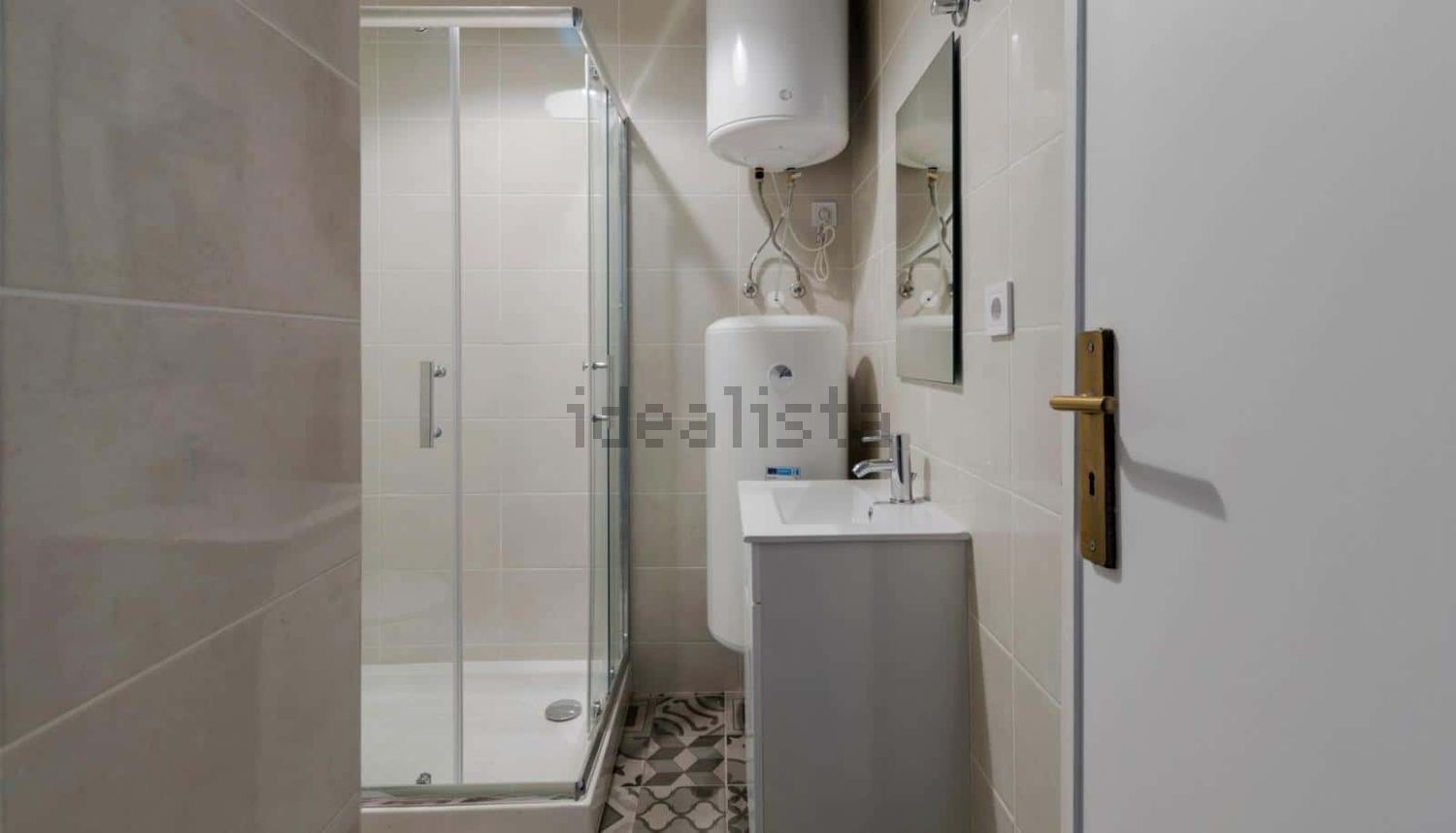 出租房间在Praceta das Roiçadas s/n - 卫生间