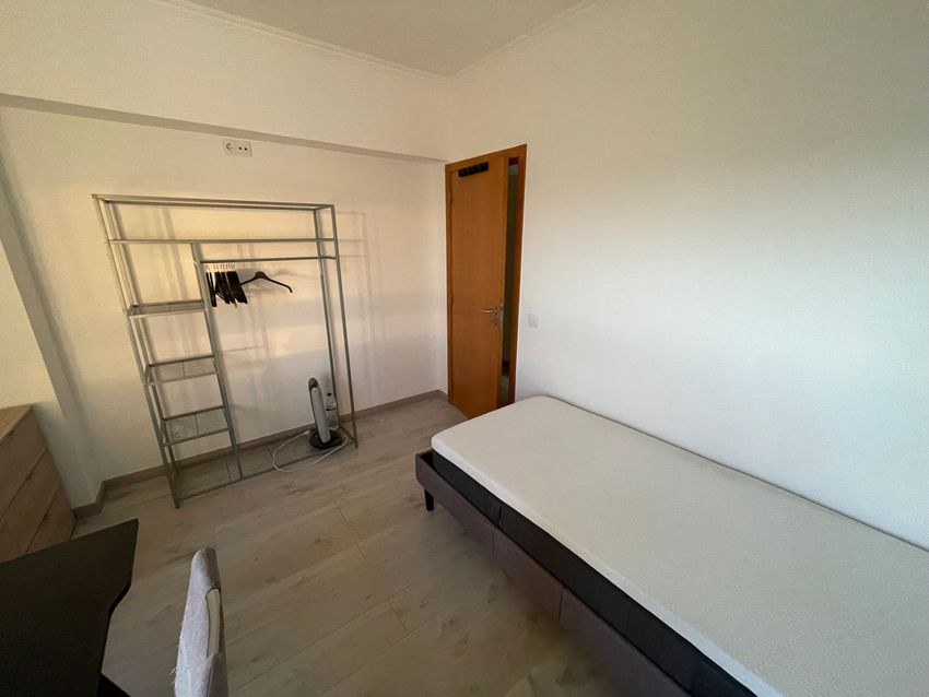 出租房间在Rua Domingos Parente, 247