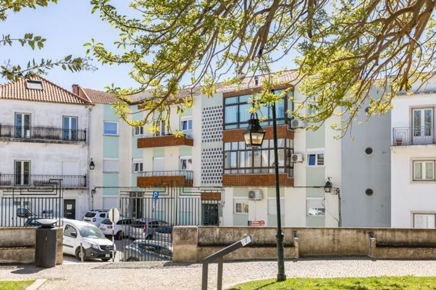 公寓 t3出售在Largo 1º de Maio, 19