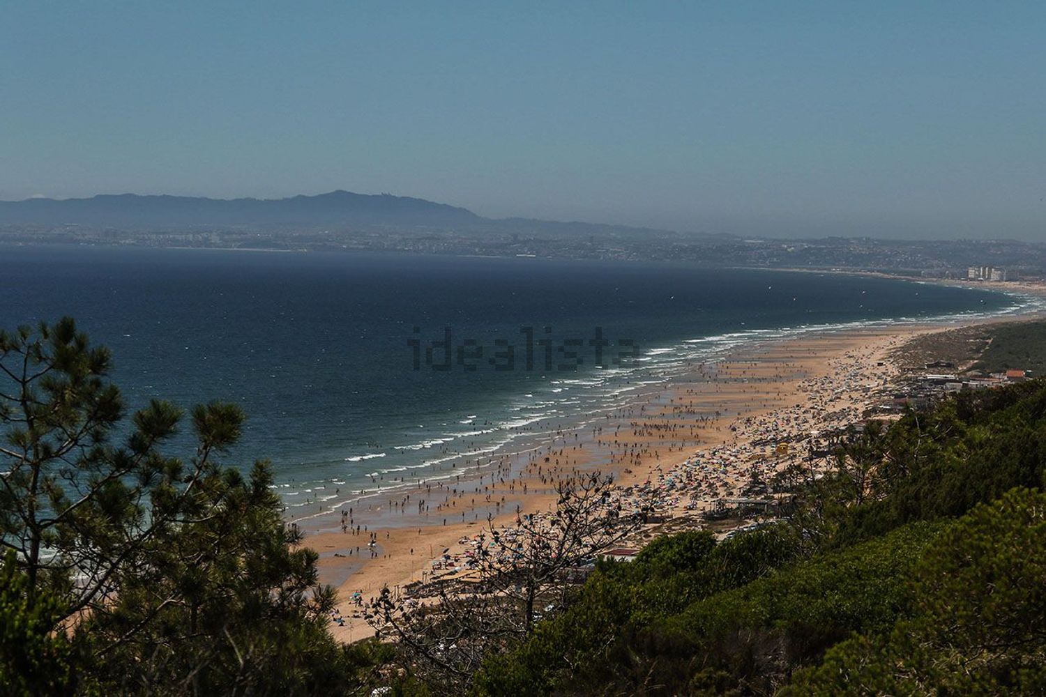 小楼房或独栋别墅出售在Avenida Pinhal do Arneiro - 视线