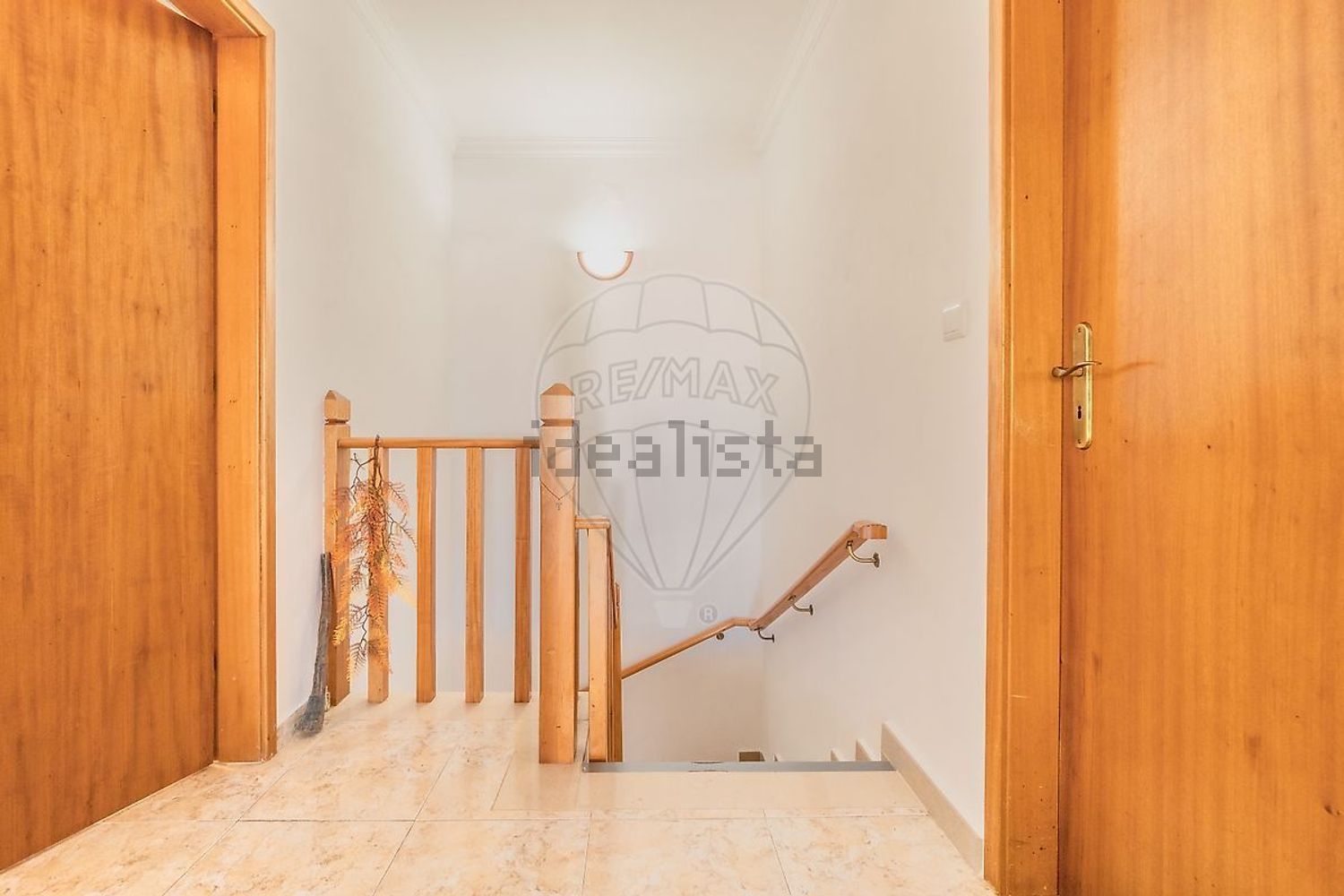 小楼房或独栋别墅出售在Rua das Flores - 照片