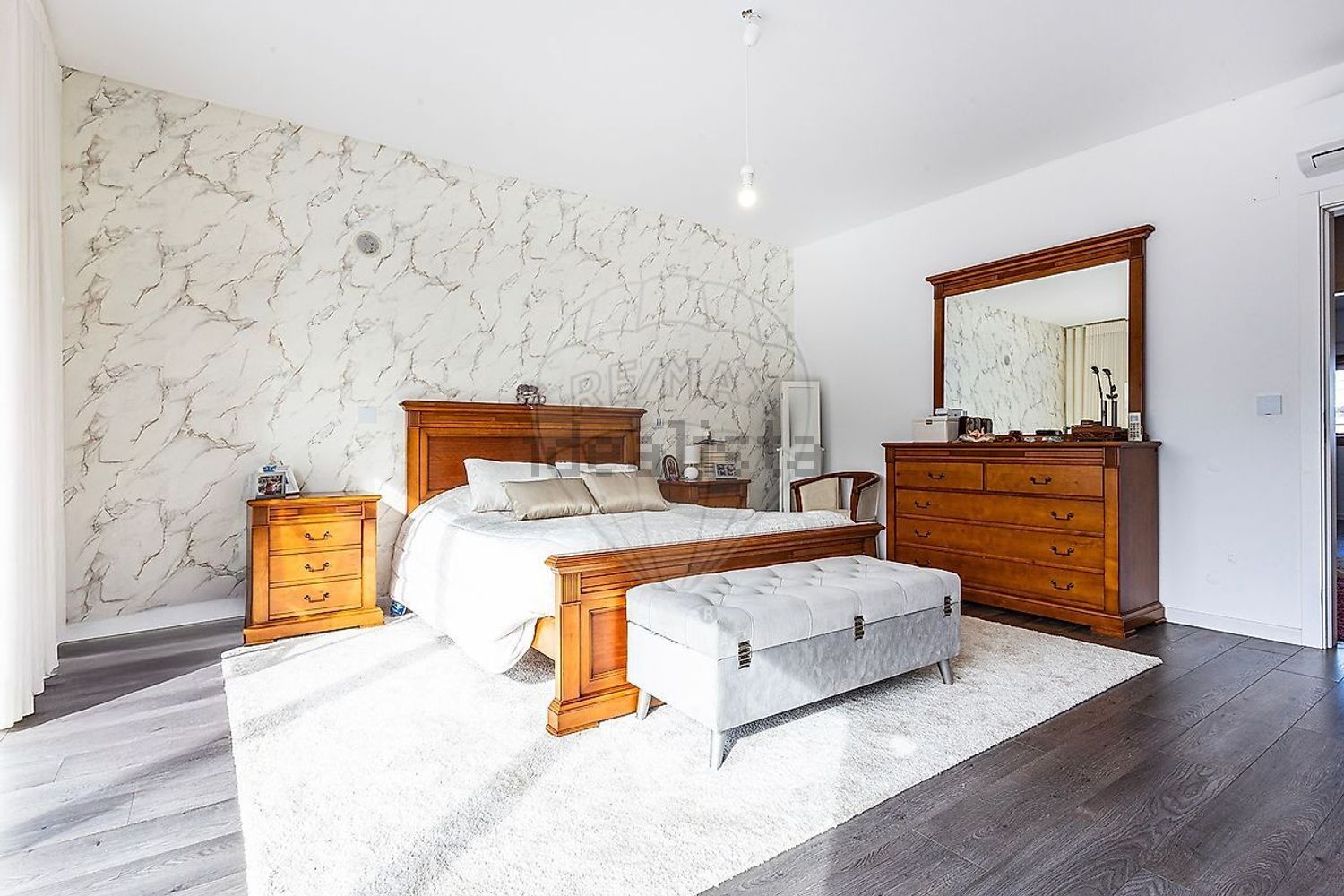 小楼房或独栋别墅出售在Largo do Juncalinho - 卧室