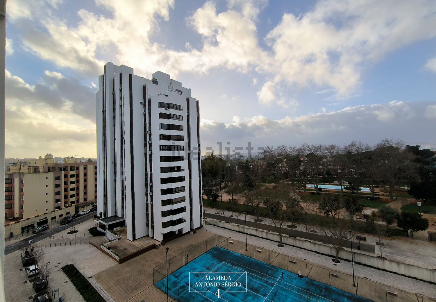 出租公寓 t2在Alameda António Sérgio, 4 - 视线