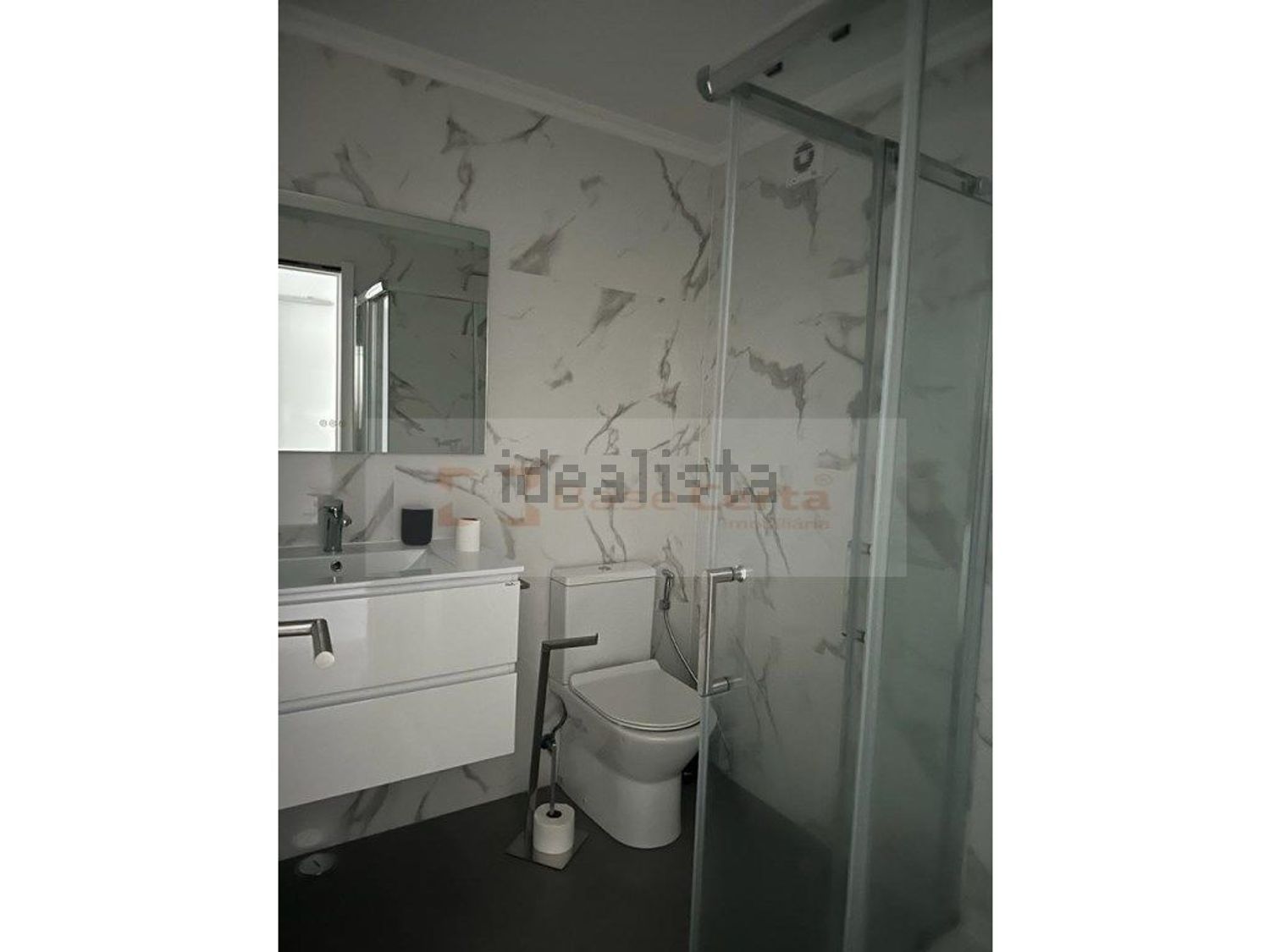 出租公寓 t2在Rua Doutor José Saraiva - 卫生间