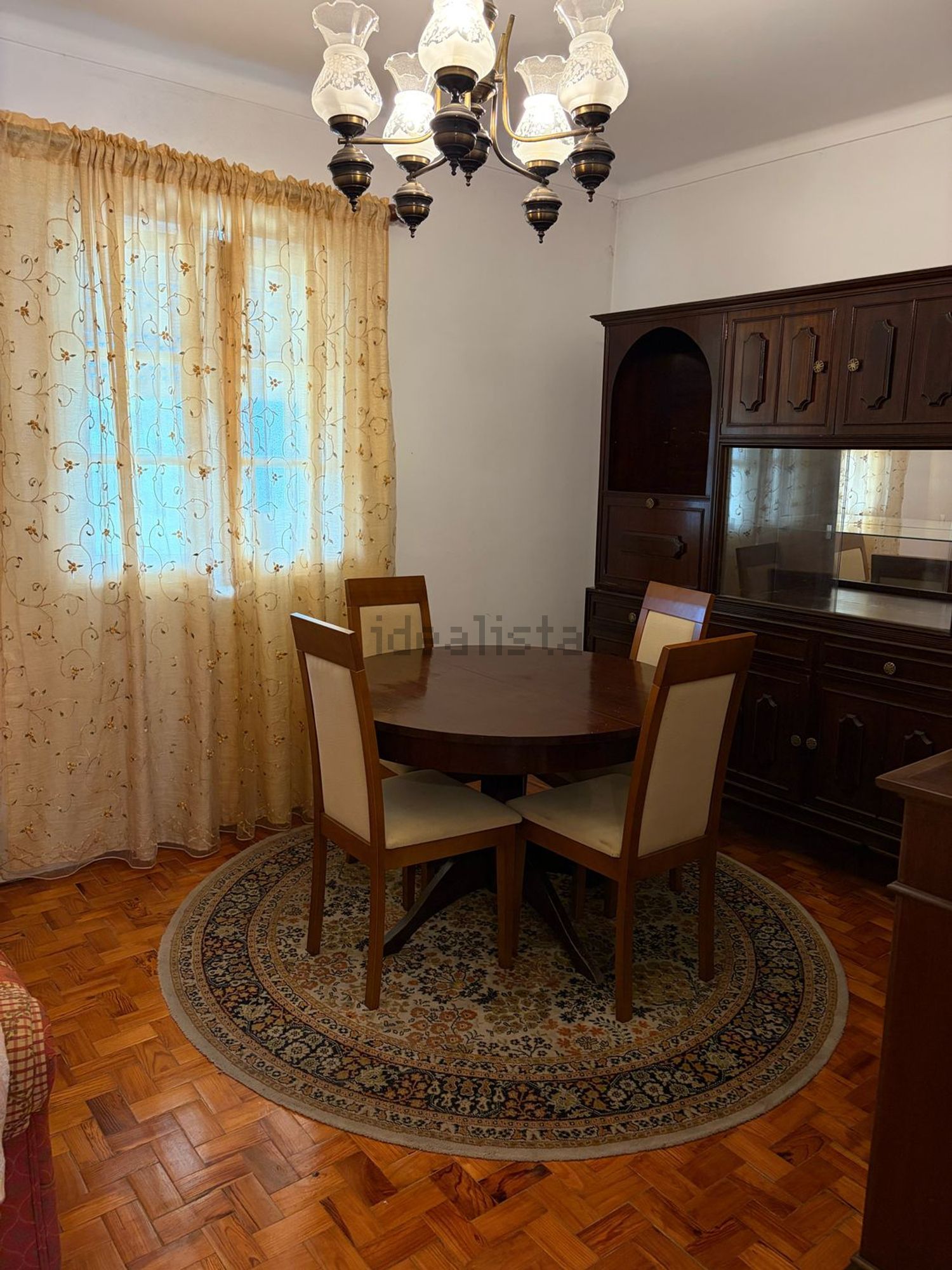 公寓 t2出售在Rua Cidade da Beira, 14 - 客厅