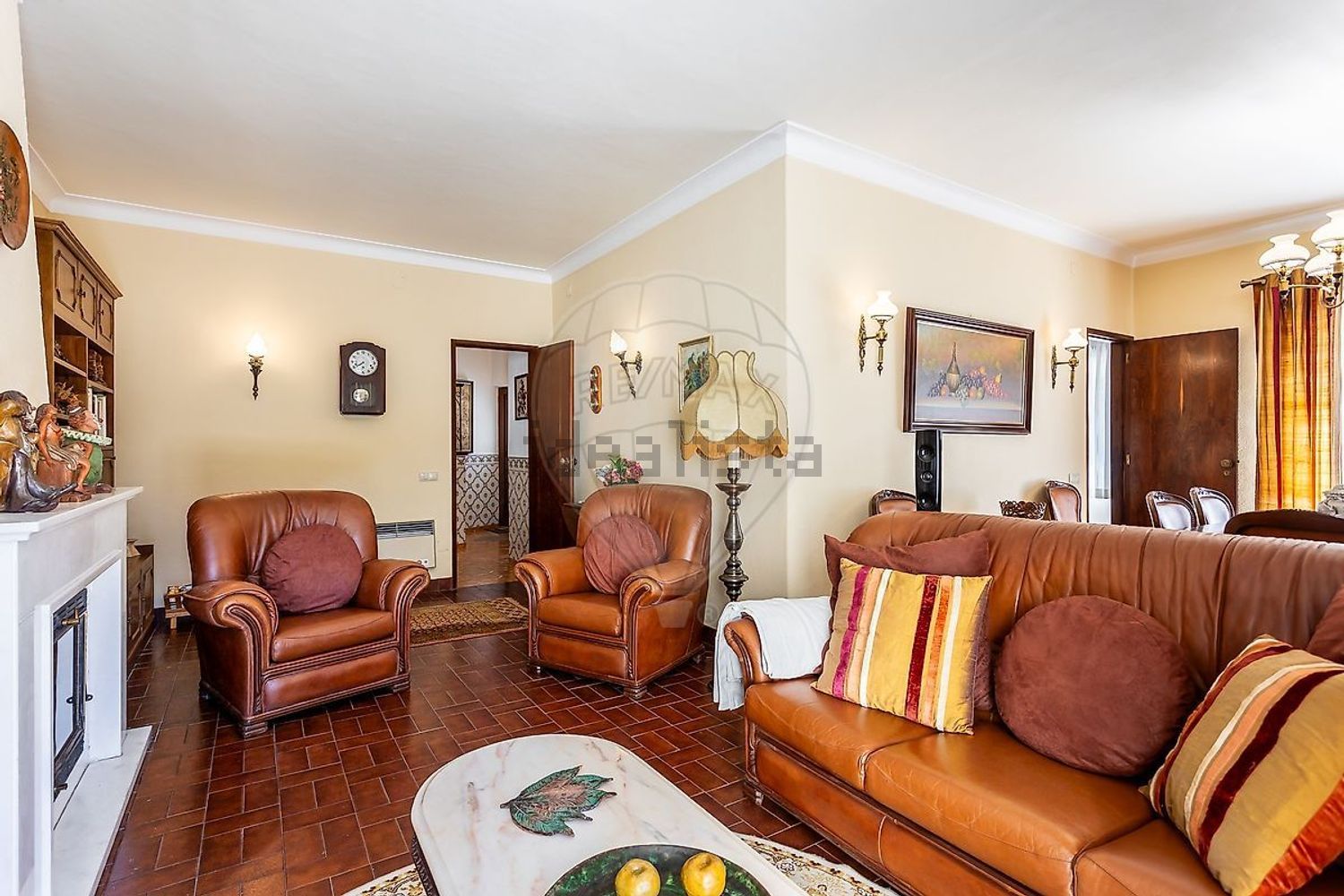 小楼房或独栋别墅出售在Serra das Minas - 客厅