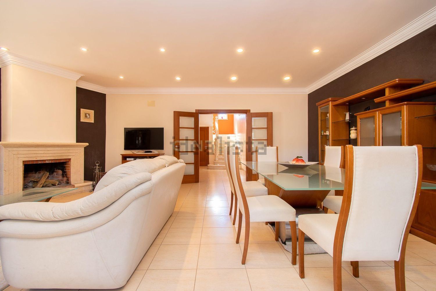 小楼房或独栋别墅出售在Santo Isidoro - 照片