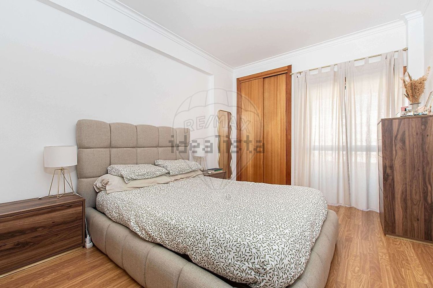 公寓 t2出售在Rua José Afonso - 卧室