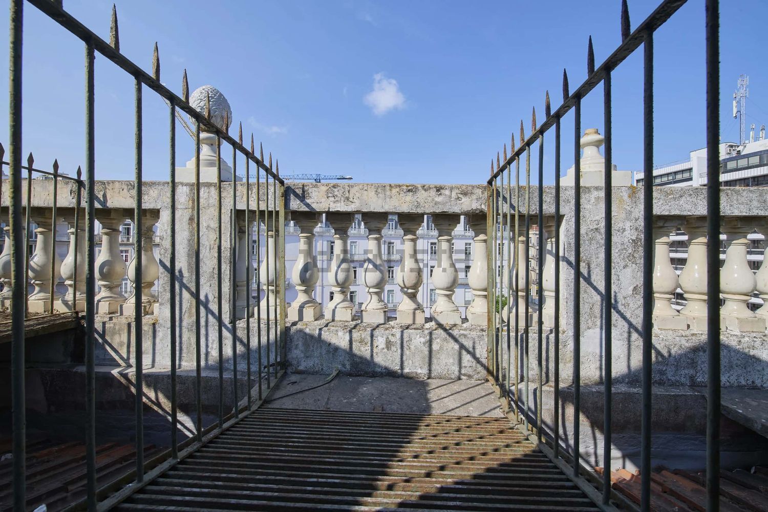 出租房间在Largo Vitorino Damásio, 2 - 详情