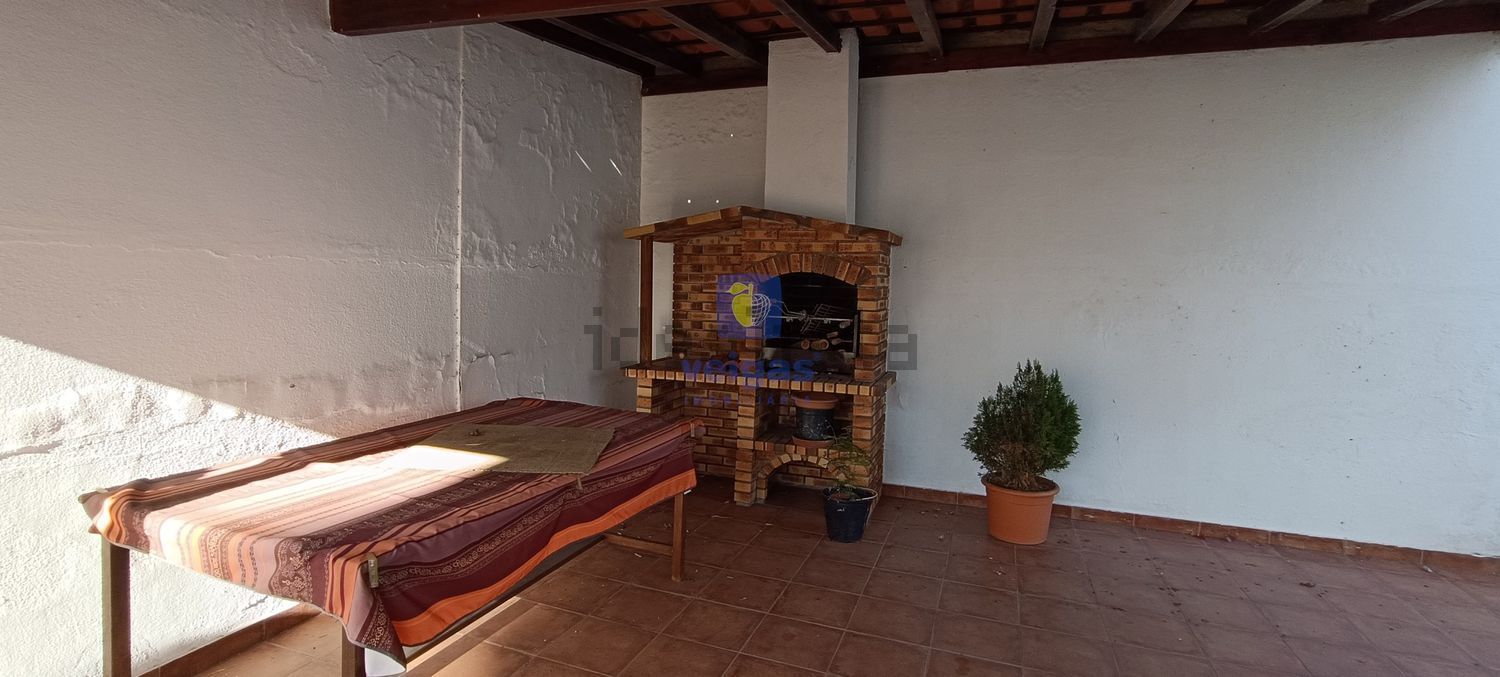 出租小楼房或别墅在Centro - 客厅