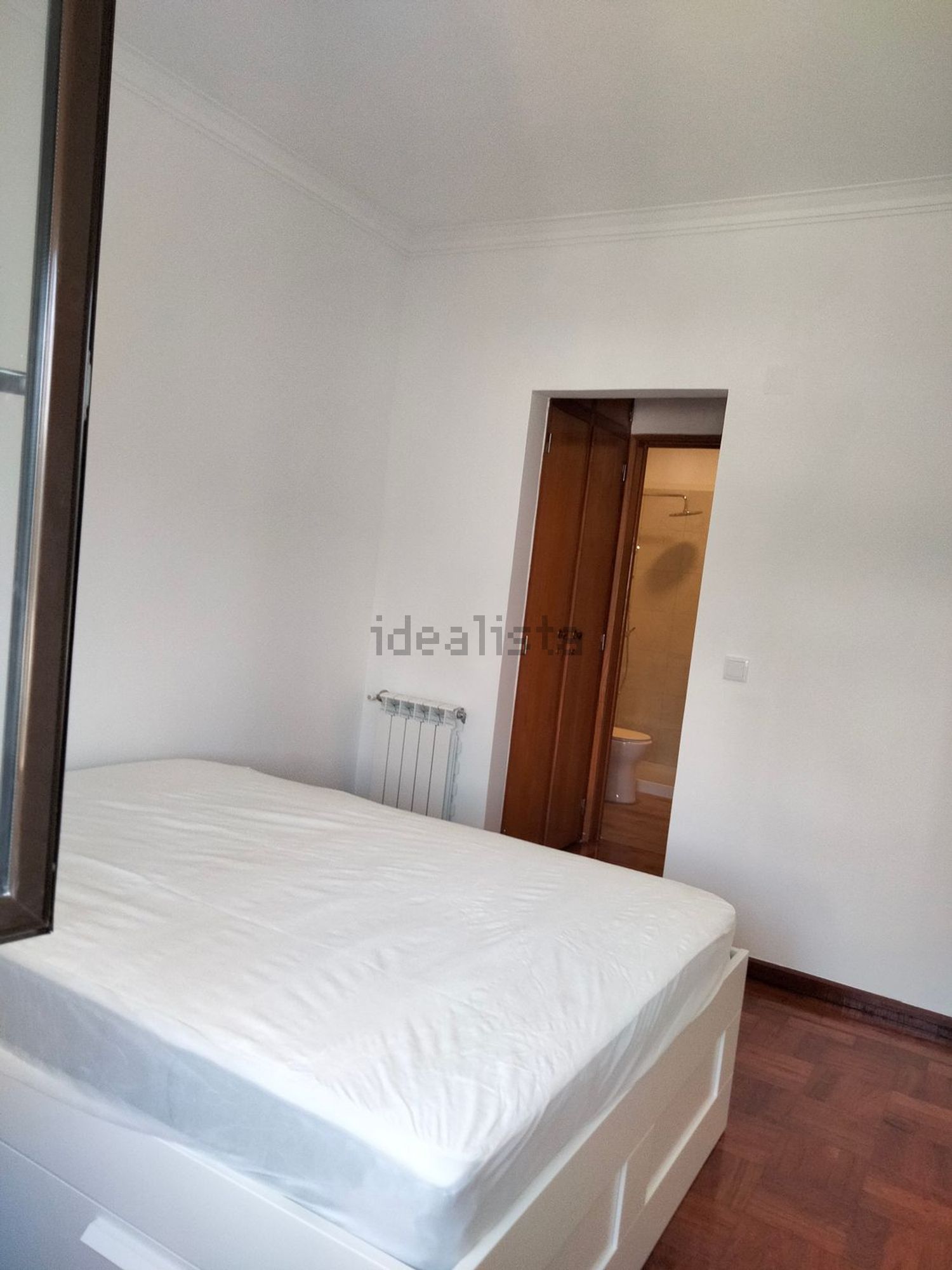 出租房间在Rua Antero de Quental, 15 - 卧室