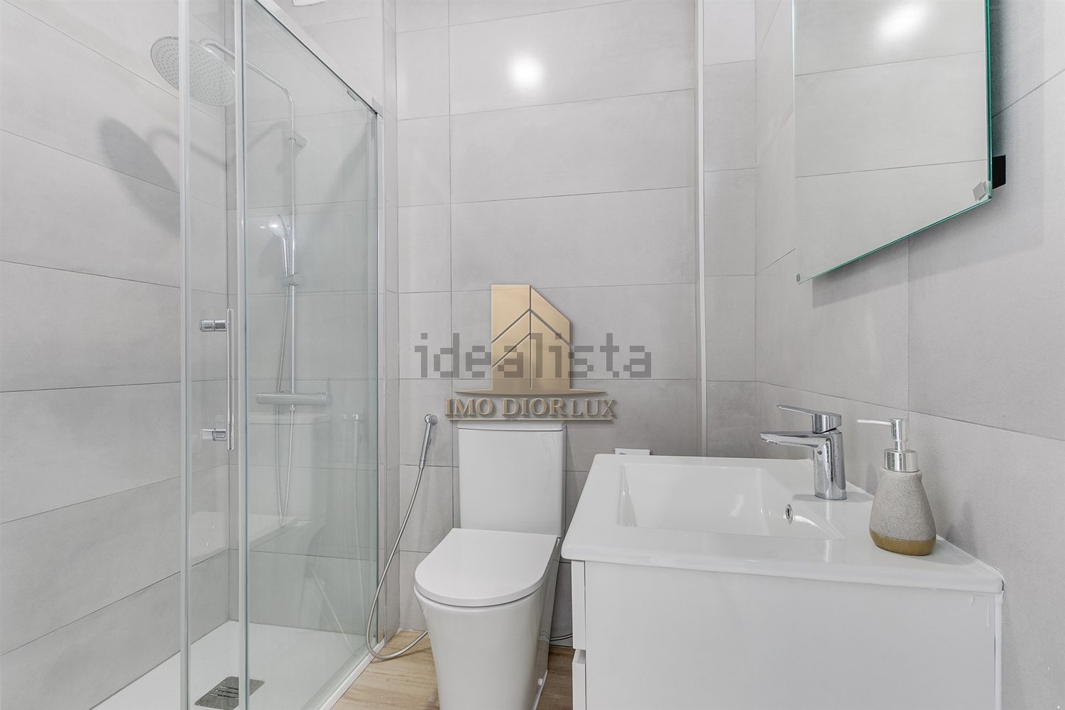 出租公寓 t2在Rua Cidade do Lobito, 4 - 卫生间