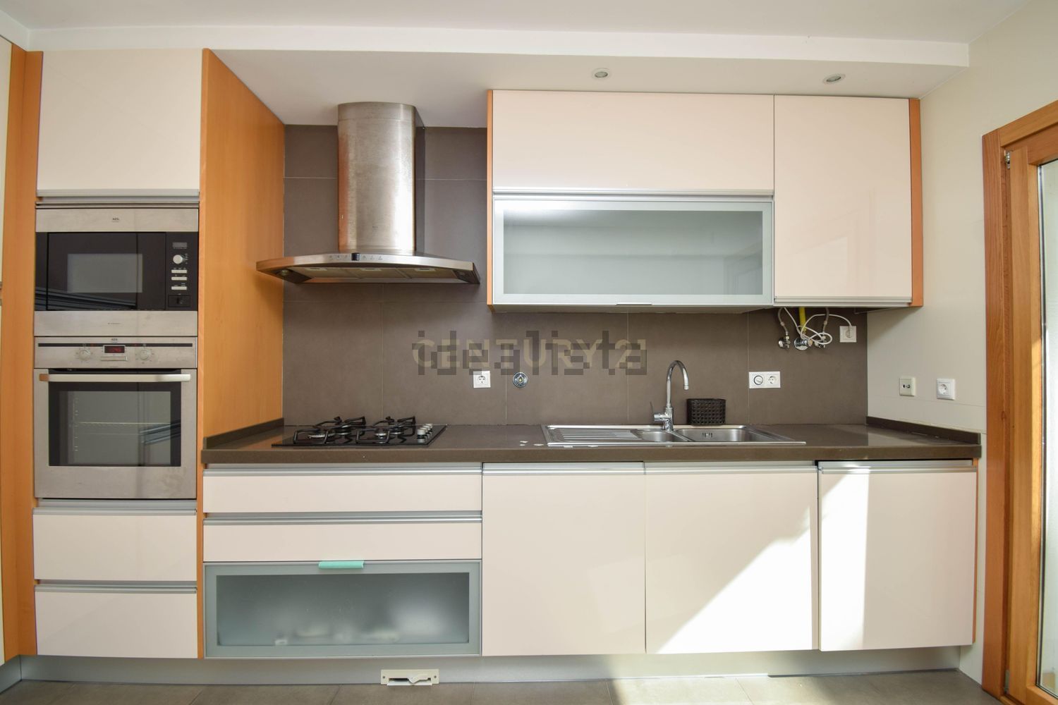 出租公寓 t2在Rua Manuel Alfredo Tito Morais, 10 - 厨房