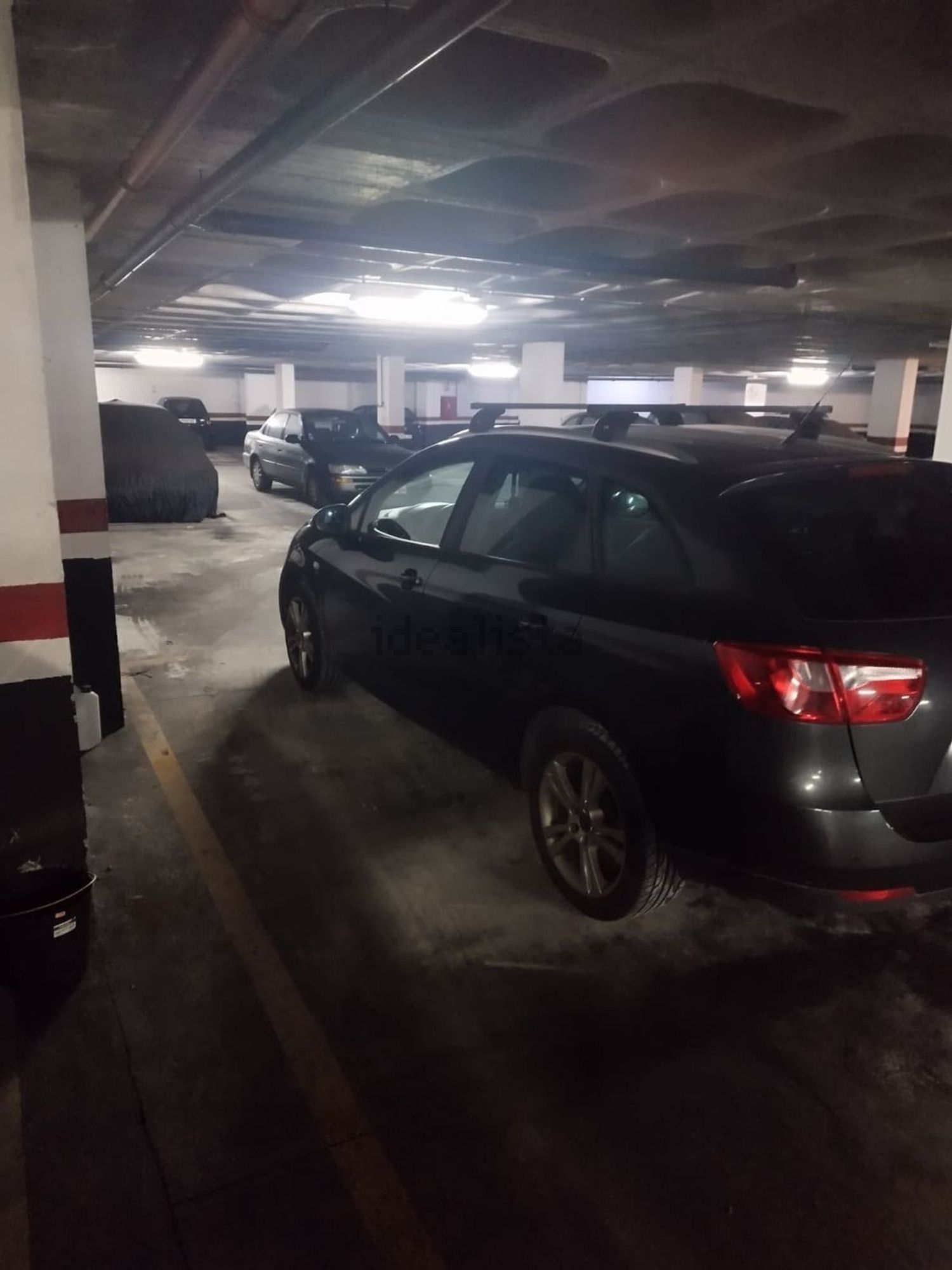 出租公寓 t3在Rua José Vianna da Motta, 12 - 停车位