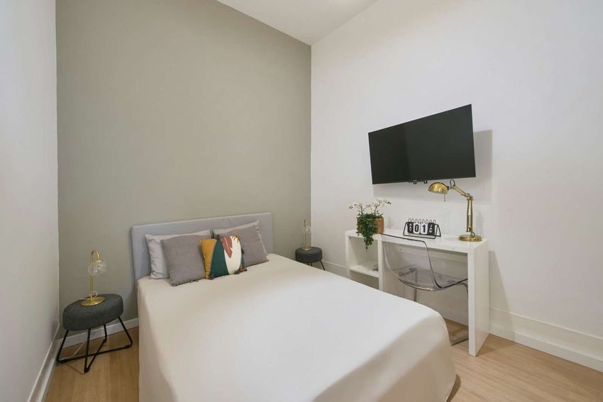 出租房间在Largo Vitorino Damásio