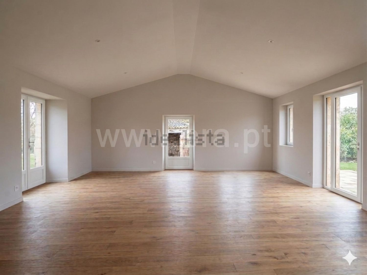 双拼别墅出售在Rua Principal - 居住