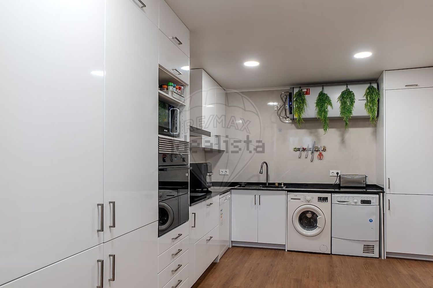 小楼房或独栋别墅出售在São Quintino - 厨房