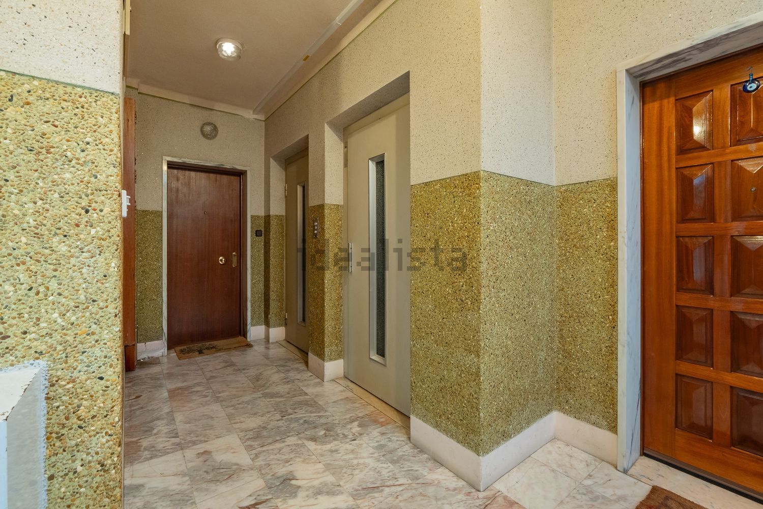 公寓 t3出售在Praceta Ramalho Ortigão - 过道