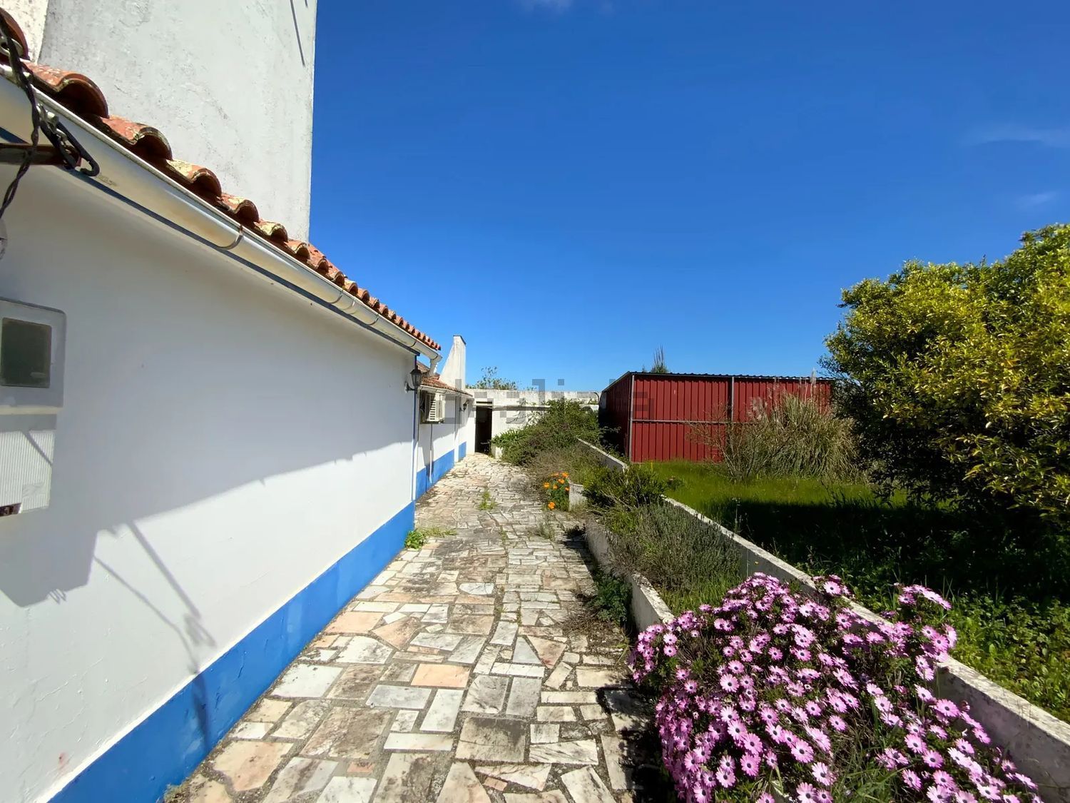 小楼房或独栋别墅出售Grandola - 外立面