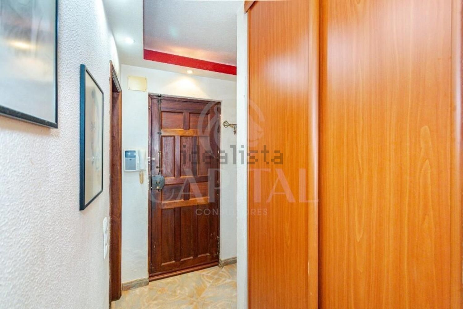 公寓 t4出售在Rua Almada Negreiros s/n - 过道