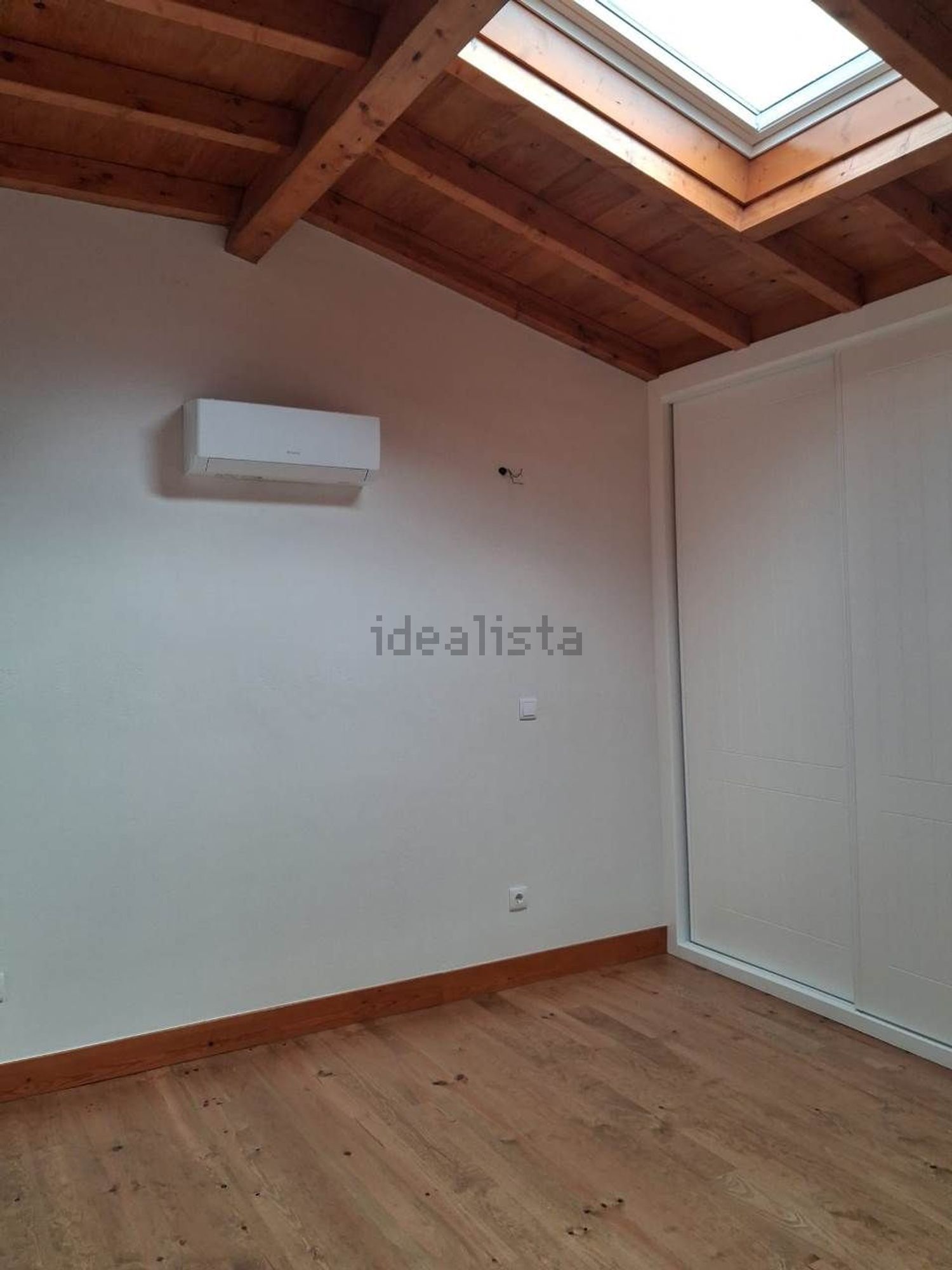 小楼房或独栋别墅出售在São Bartolomeu dos Galegos e Moledo - 居住