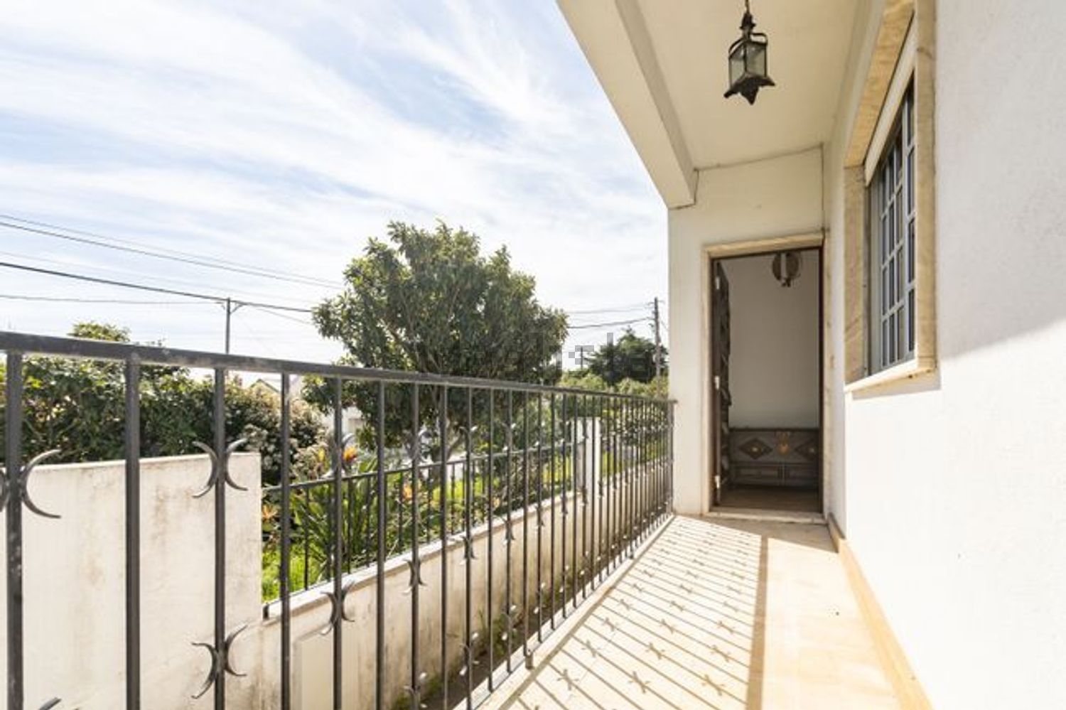 小楼房或独栋别墅出售在Rua Padre Cruz - 阳台