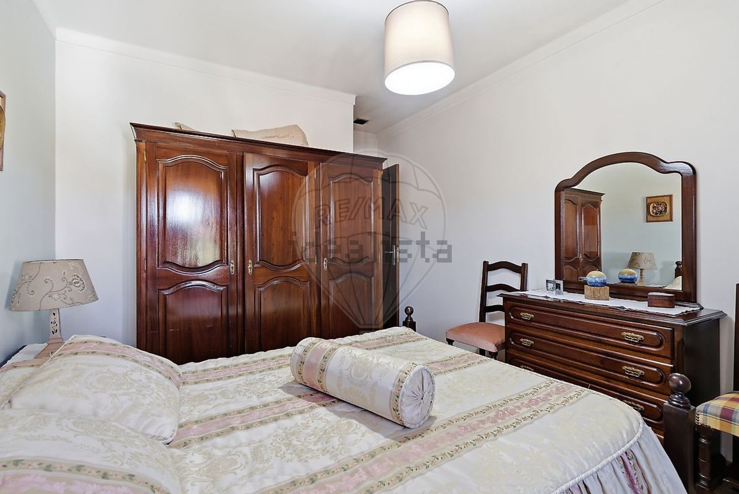 公寓 t3出售在Rua da Broeira - 卧室