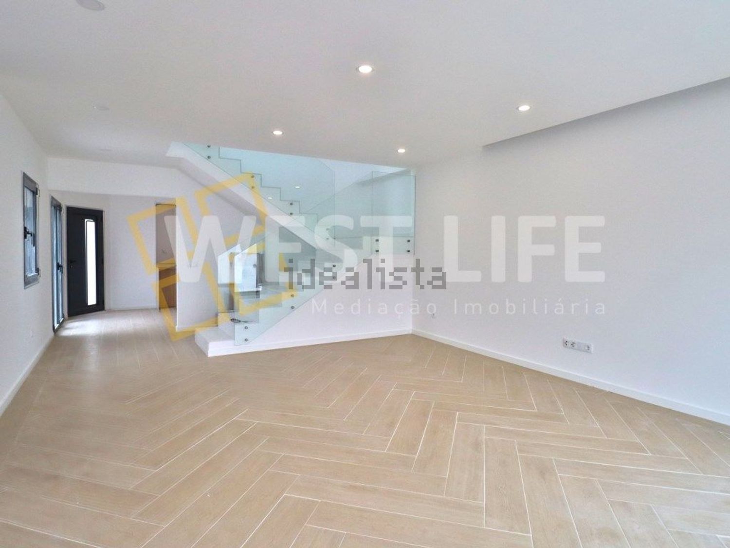 小楼房或独栋别墅出售在Centro - 详情