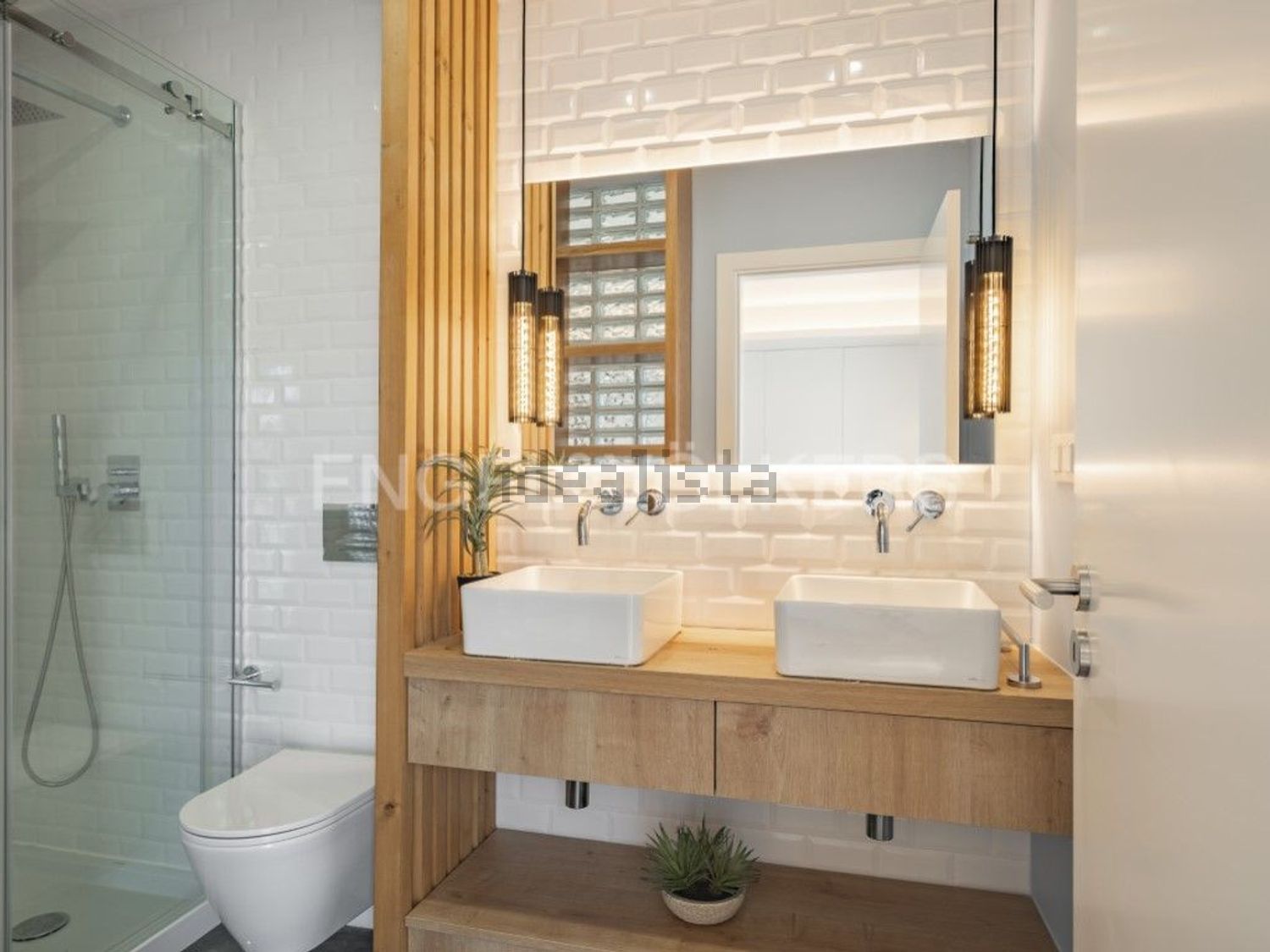 公寓 t2出售在Centro - Santo Amaro - 卫生间