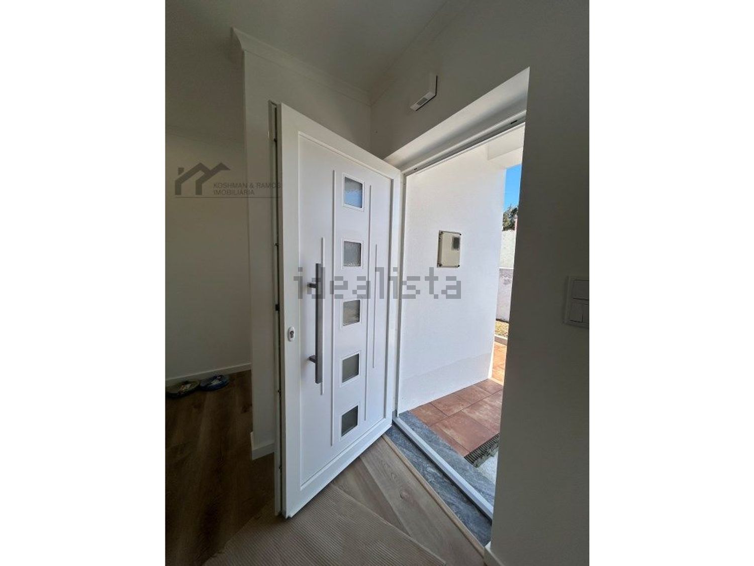 小楼房或独栋别墅出售在Centro - 过道