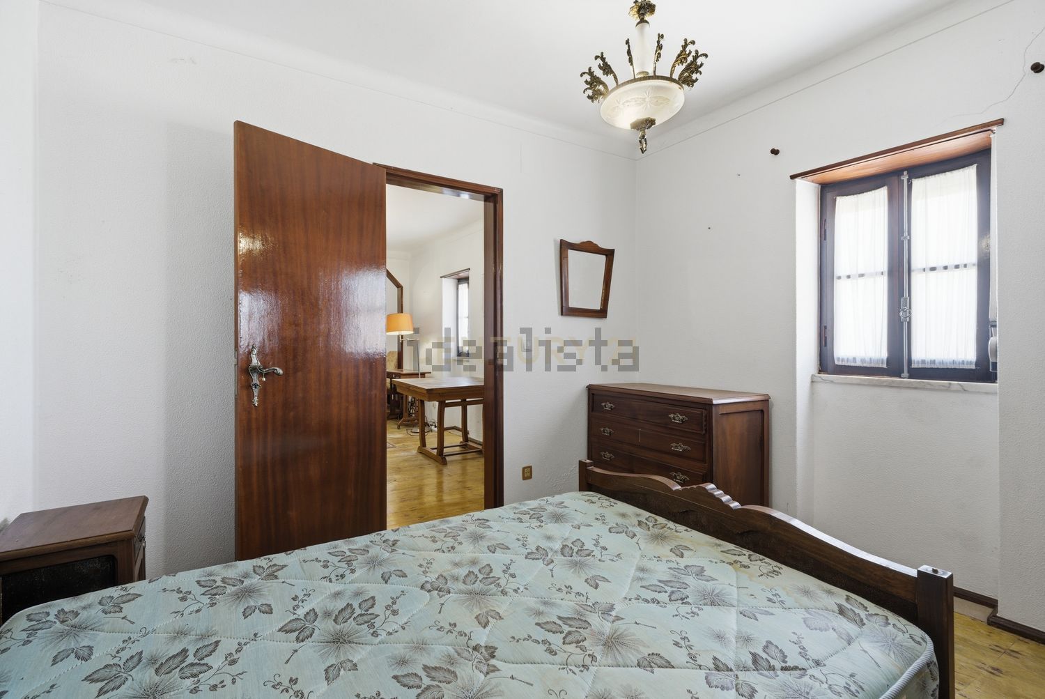 小楼房或独栋别墅出售在Rua do Relógio do Sol, 17 - 卧室