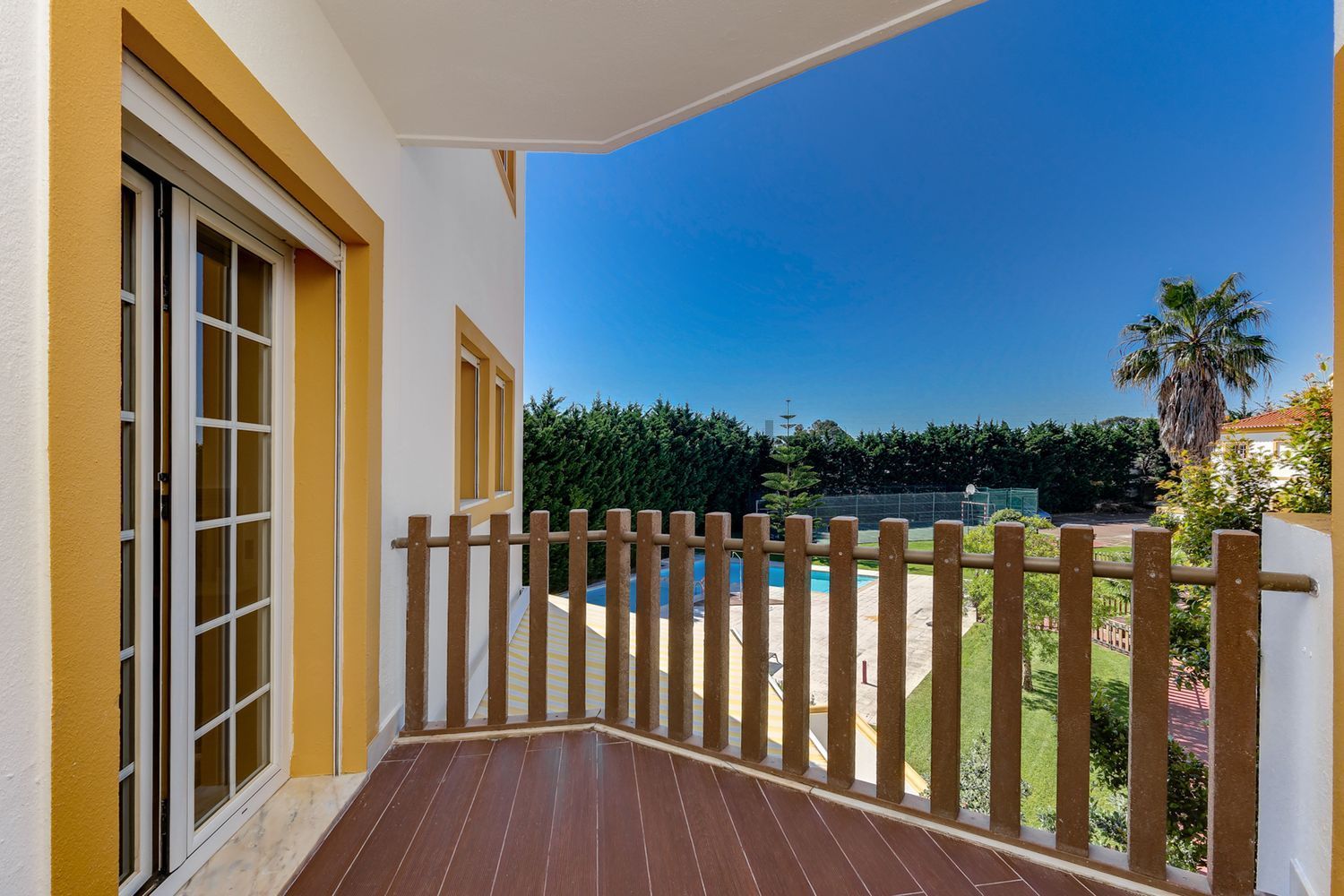 公寓 t4出售在Rua Mato das Cruzadas - 阳台