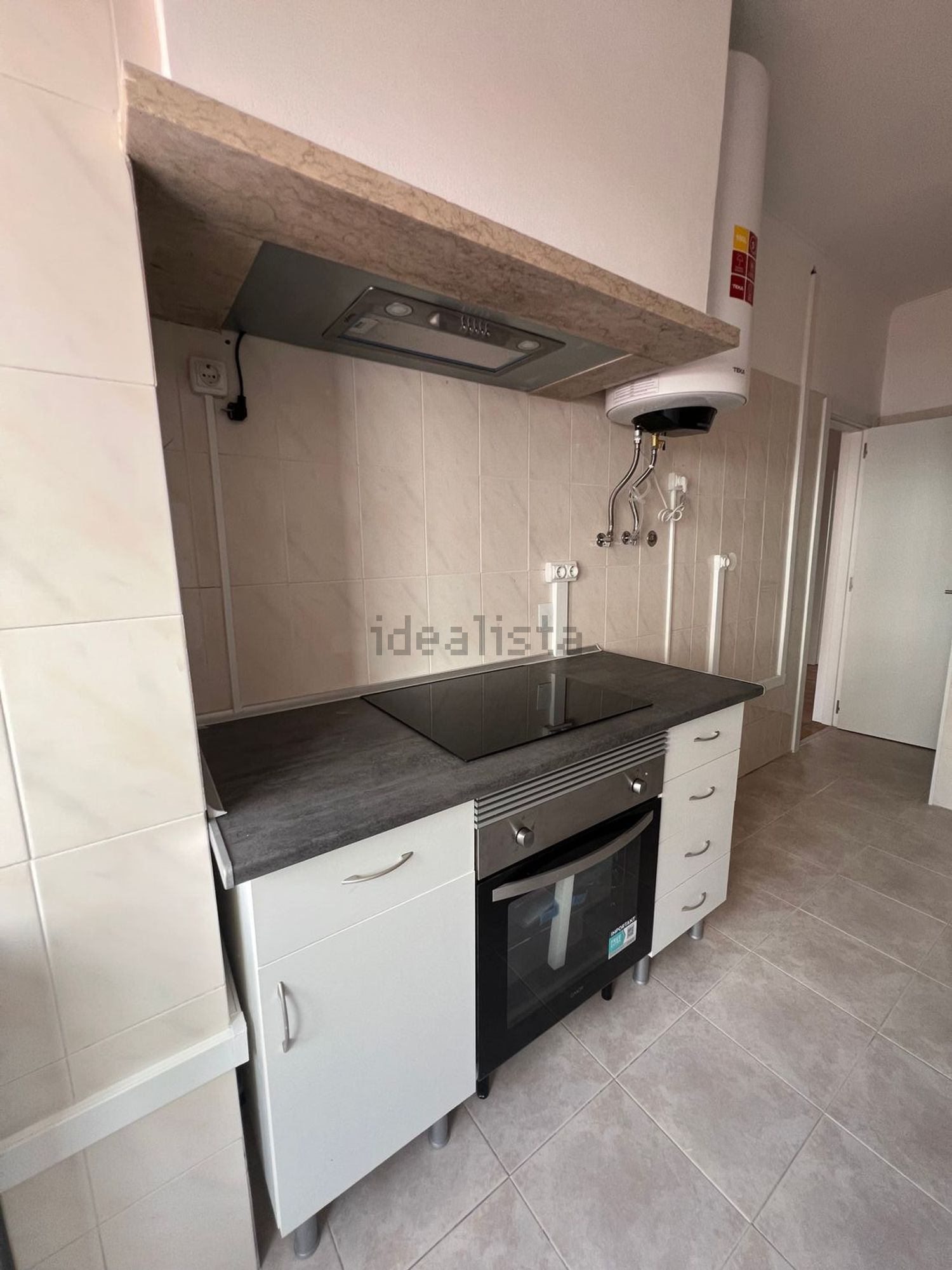 出租公寓 t2在Avenida Gago Coutinho, 74 - 厨房