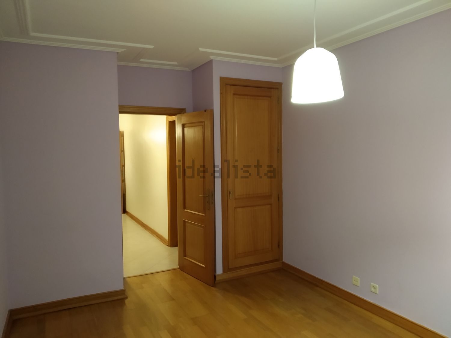 出租公寓 t2在Rua Padre Alfredo Fernandes de Brito, 22 - 卧室