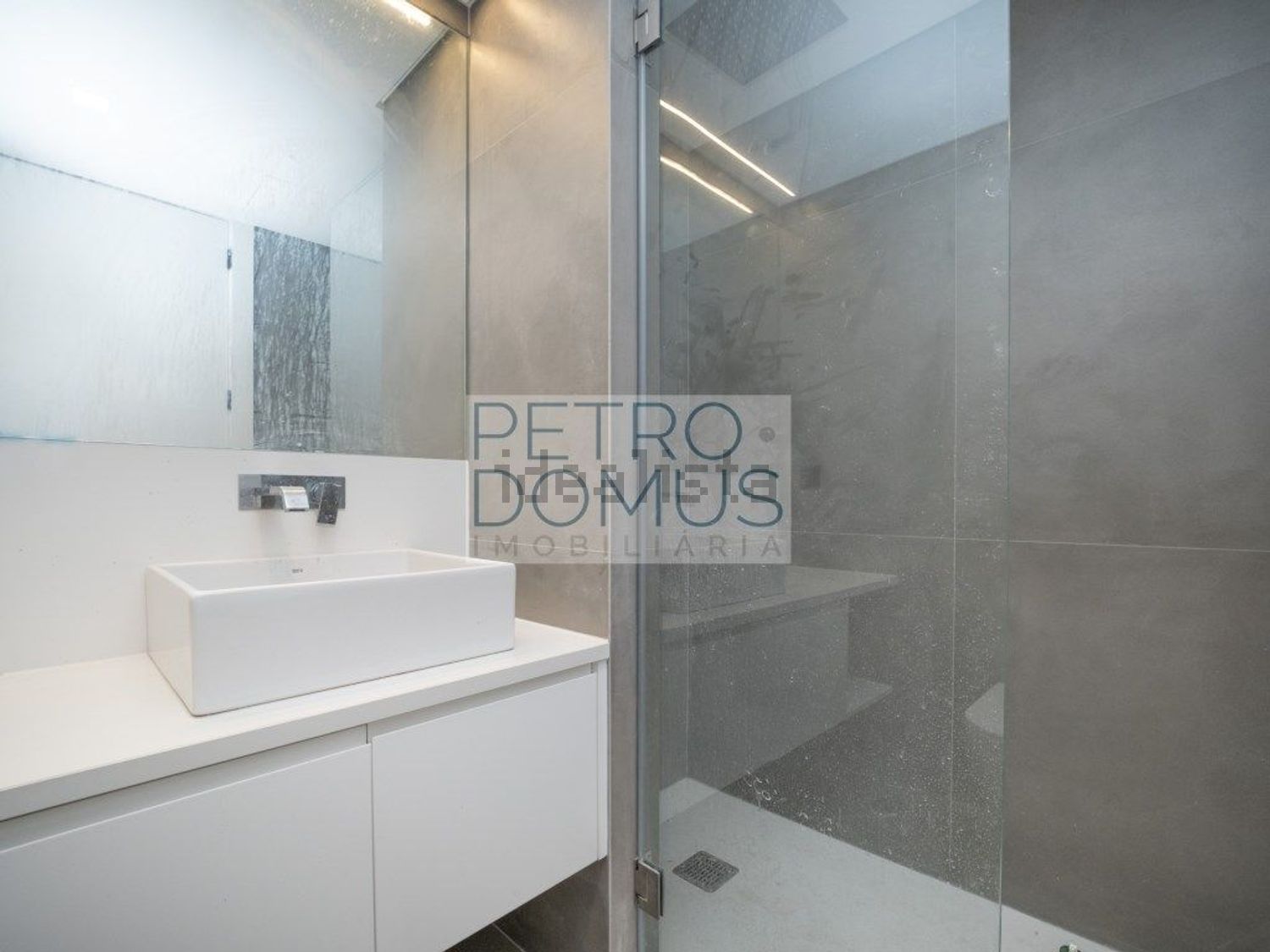 公寓 t2出售在Rua Padre Francisco António Ferreira - 卫生间