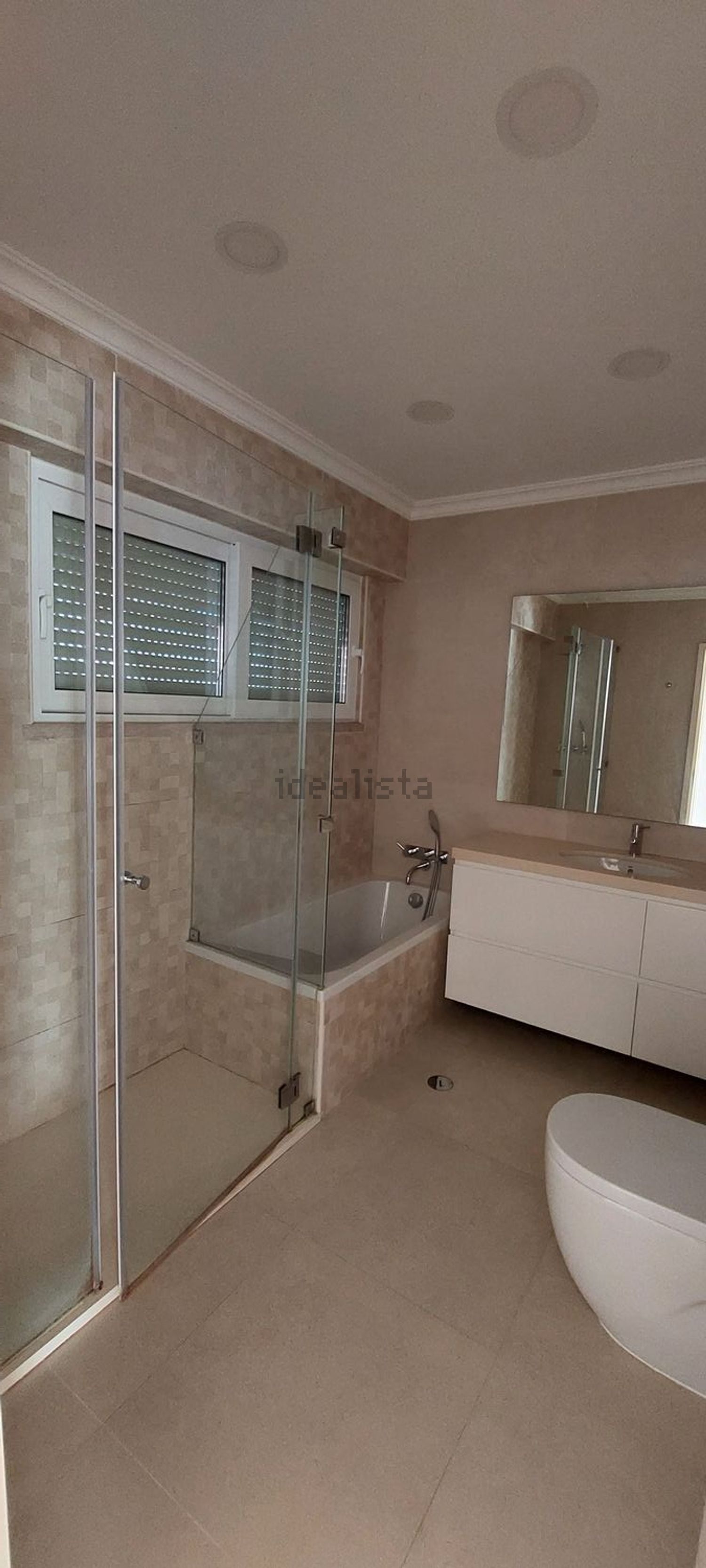 出租公寓 t1在Largo Ana de Castro Osório, 1 - 卫生间