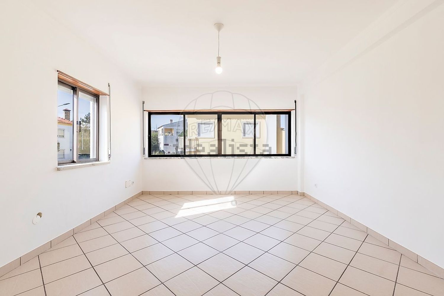 公寓 t3出售在Estrada de Vale Vite - 居住