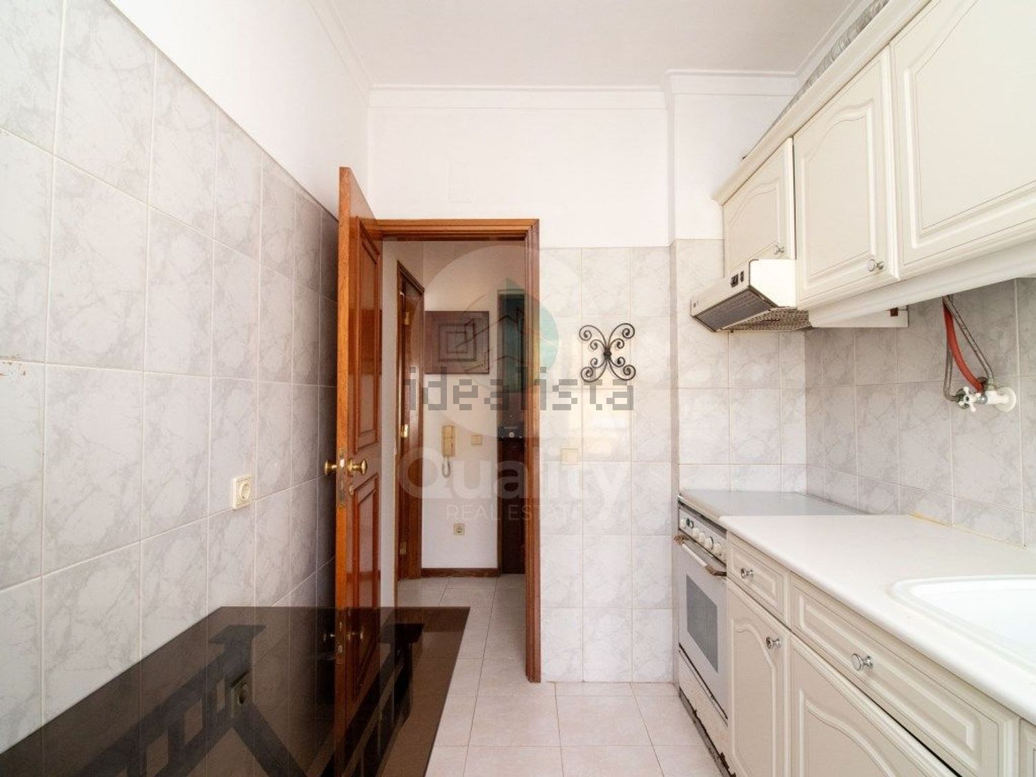 公寓 t1出售在Rua Francisco Miguel - 厨房