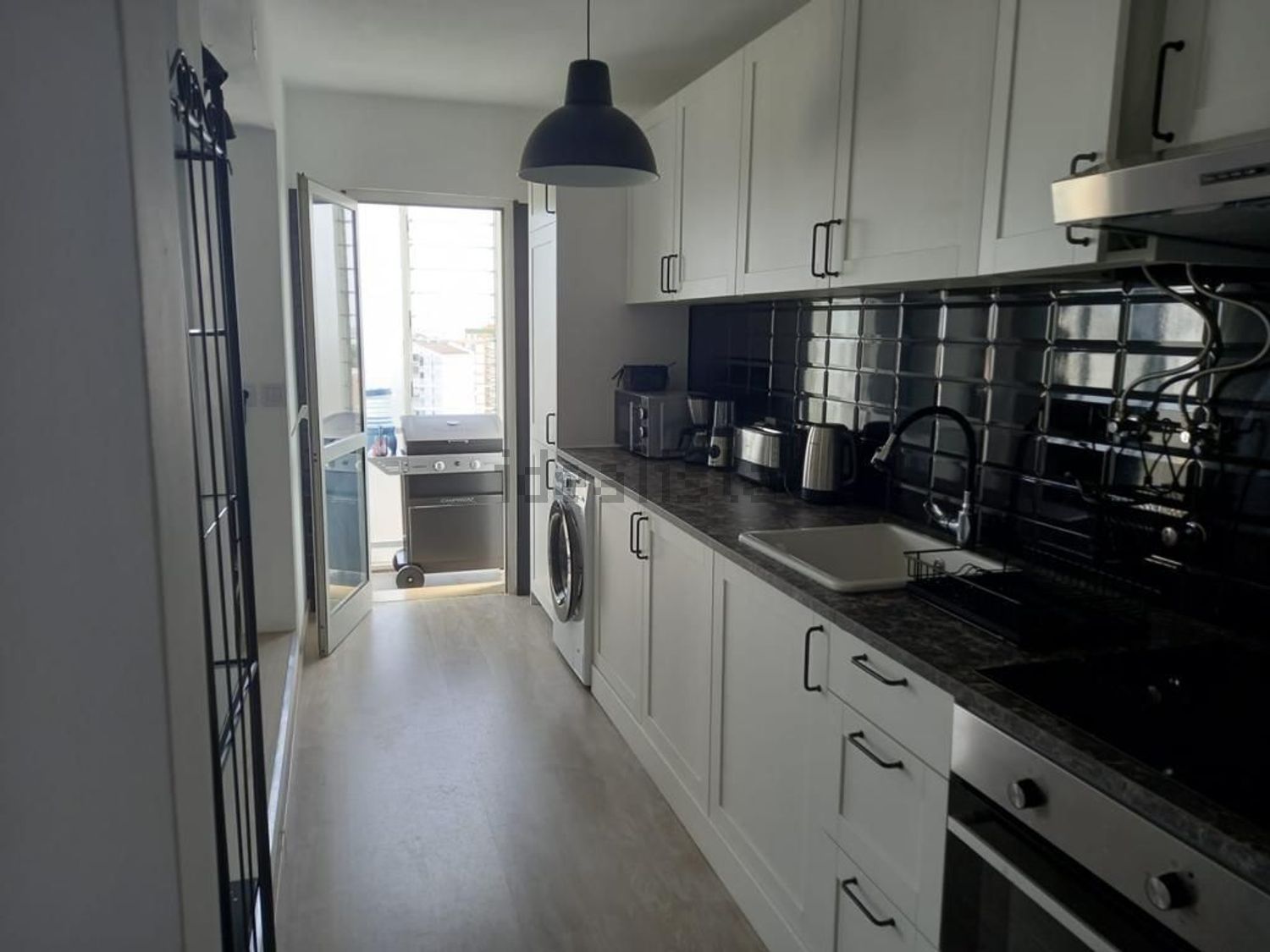 出租房间在Rua José Correia da Serra, 5 - 厨房