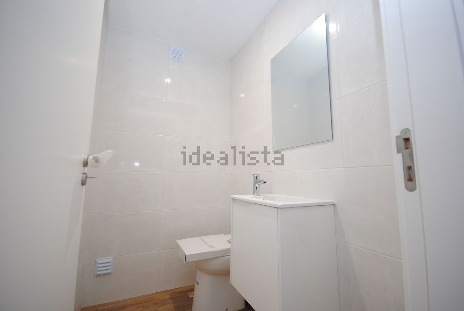 双拼别墅出售在Rua das Flores - 卫生间