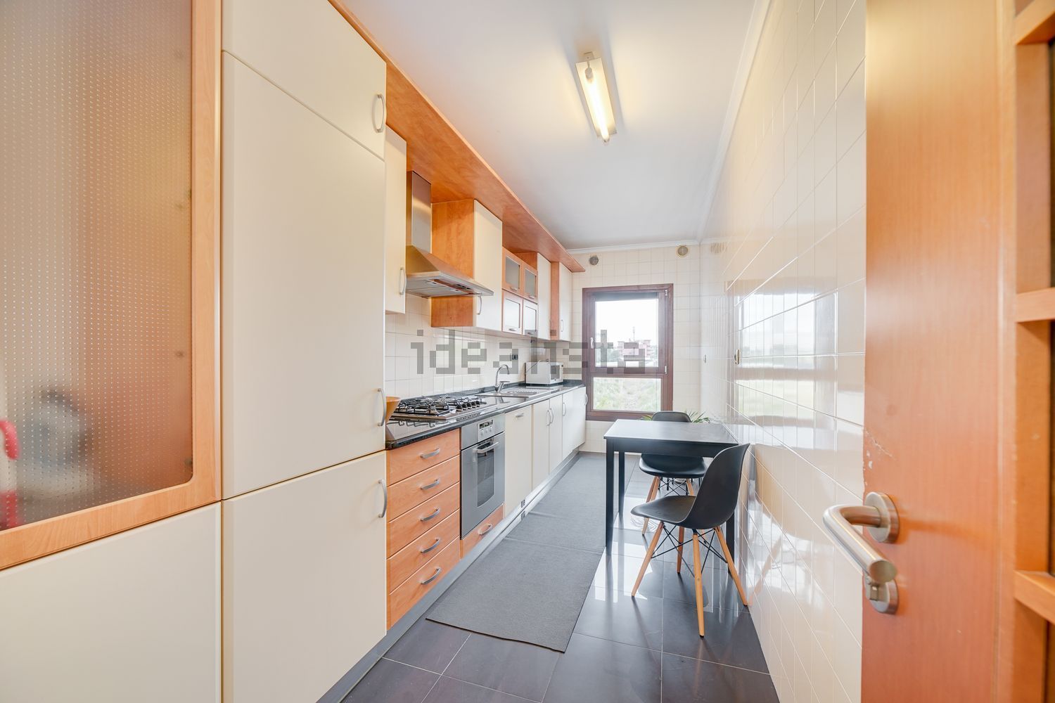 出租公寓 t1在Avenida Cidade de Bratislava, 10 - 厨房